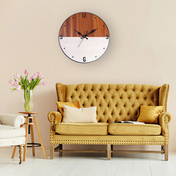 Round design Wall Clock - Image 6